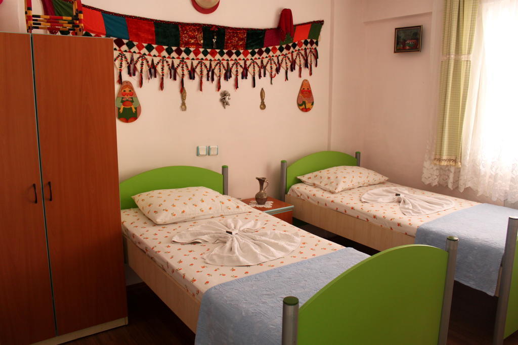 Efes Antik Hotel Selçuk Bilik gambar