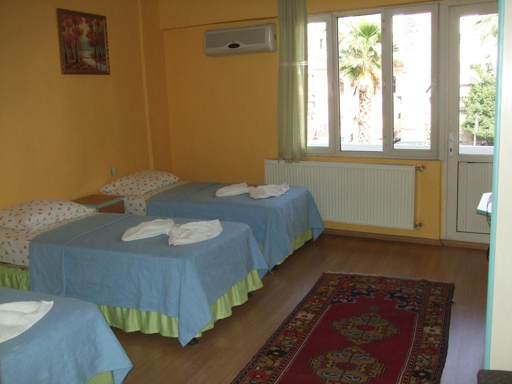 Efes Antik Hotel Selçuk Bilik gambar