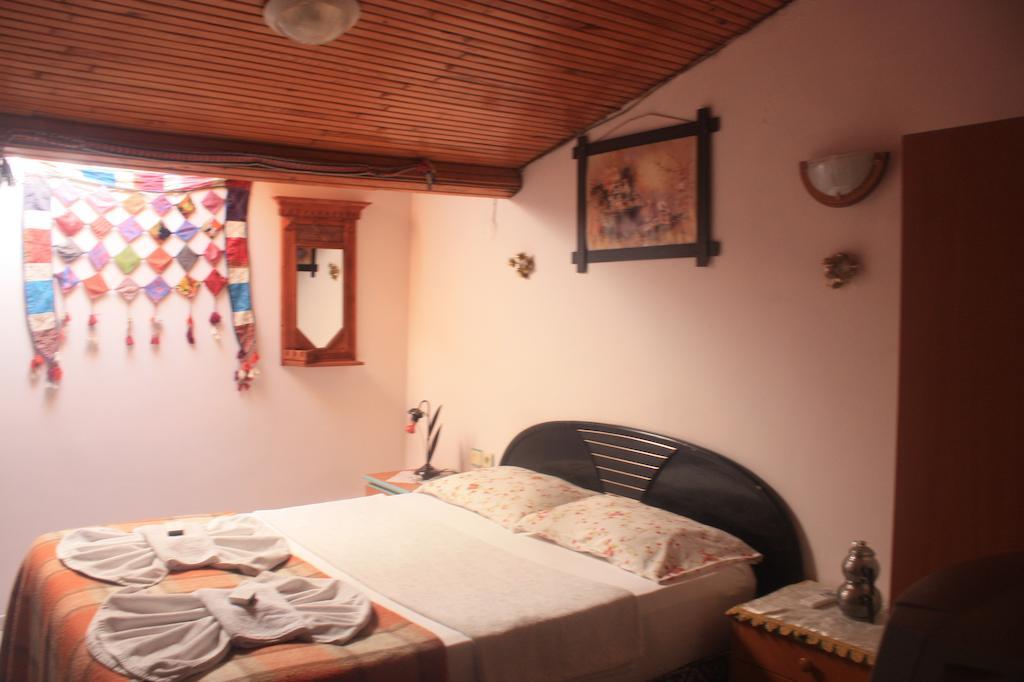 Efes Antik Hotel Selçuk Bilik gambar